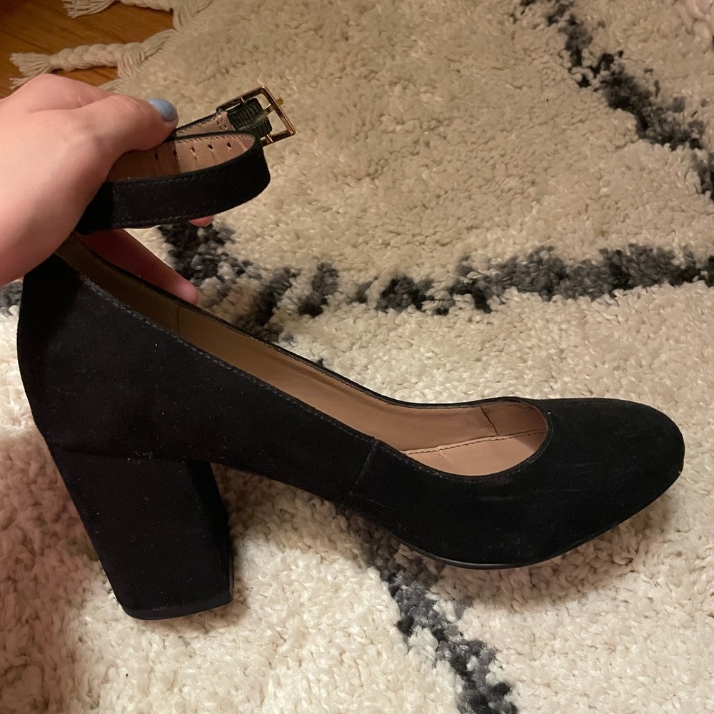 black strap steve madden heels